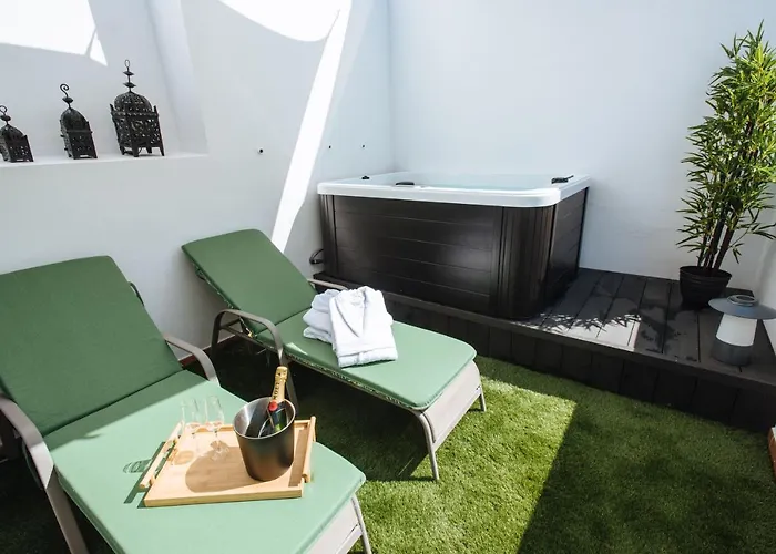 Casa Alameda Con Jacuzzi Privado Urban Pulses *
